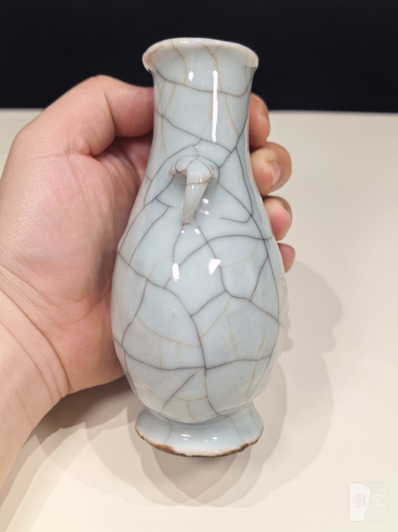 清乾隆 仿哥釉象耳瓶 - 图7